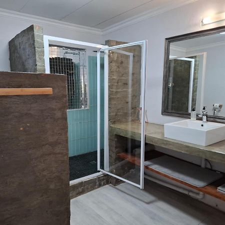 Emmaus Apartment Bloemfontein Buitenkant foto